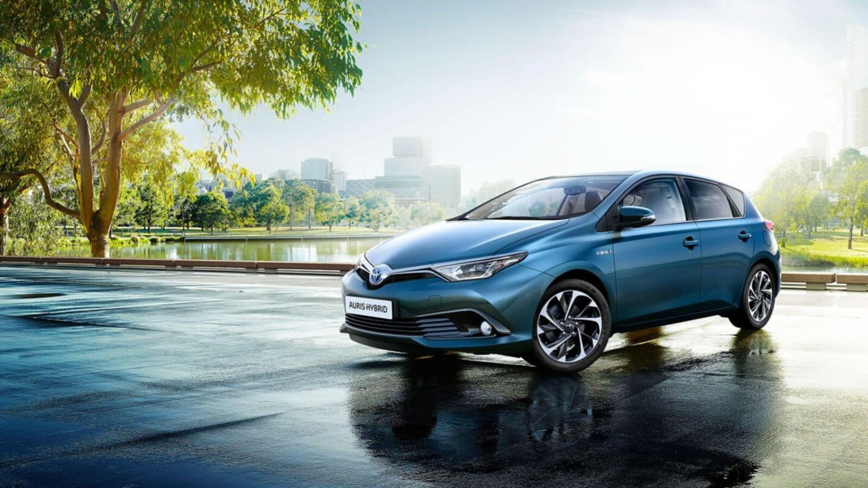 Imagen de archivo de un coche híbrido.