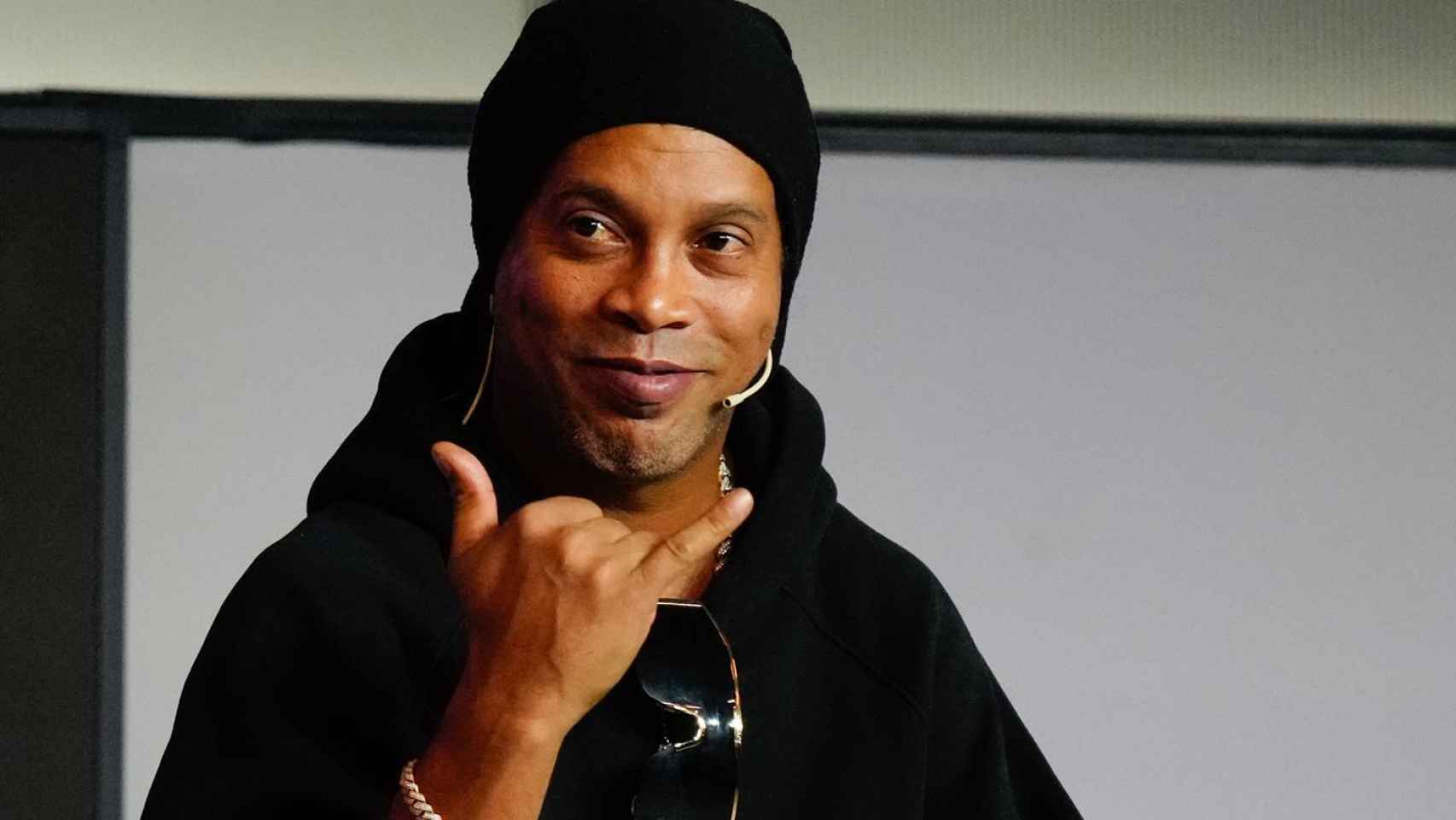 Ronaldinho, durante la presentación del videojuego Metasoccer