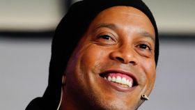 Ronaldinho, durante la presentación del videojuego Metasoccer