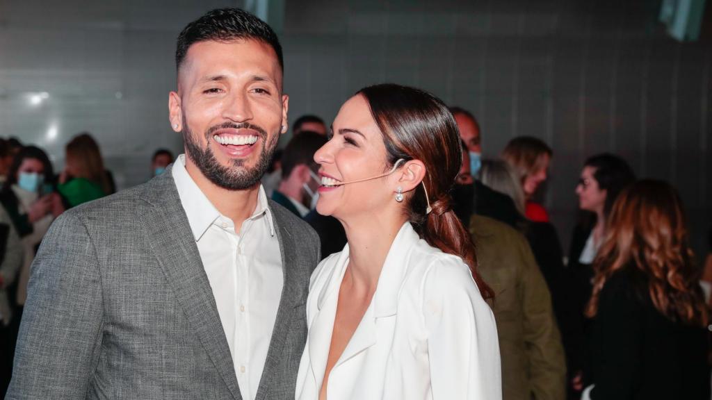 Ezequiel Garay y Tamara Gorro, en la presentación de 'Cuando el corazón llora'.