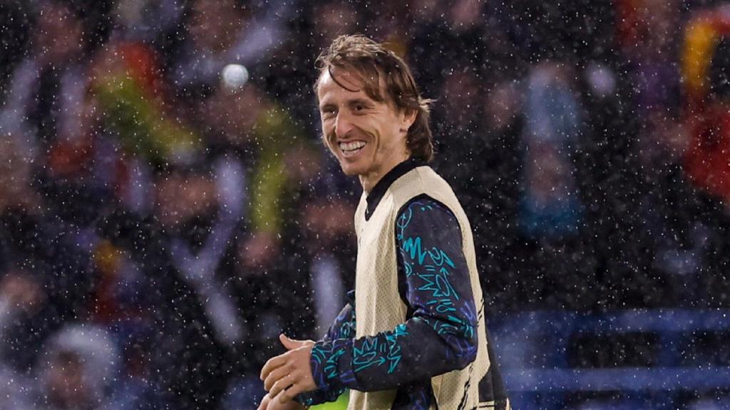 Luka Modric, durante el calentamiento.