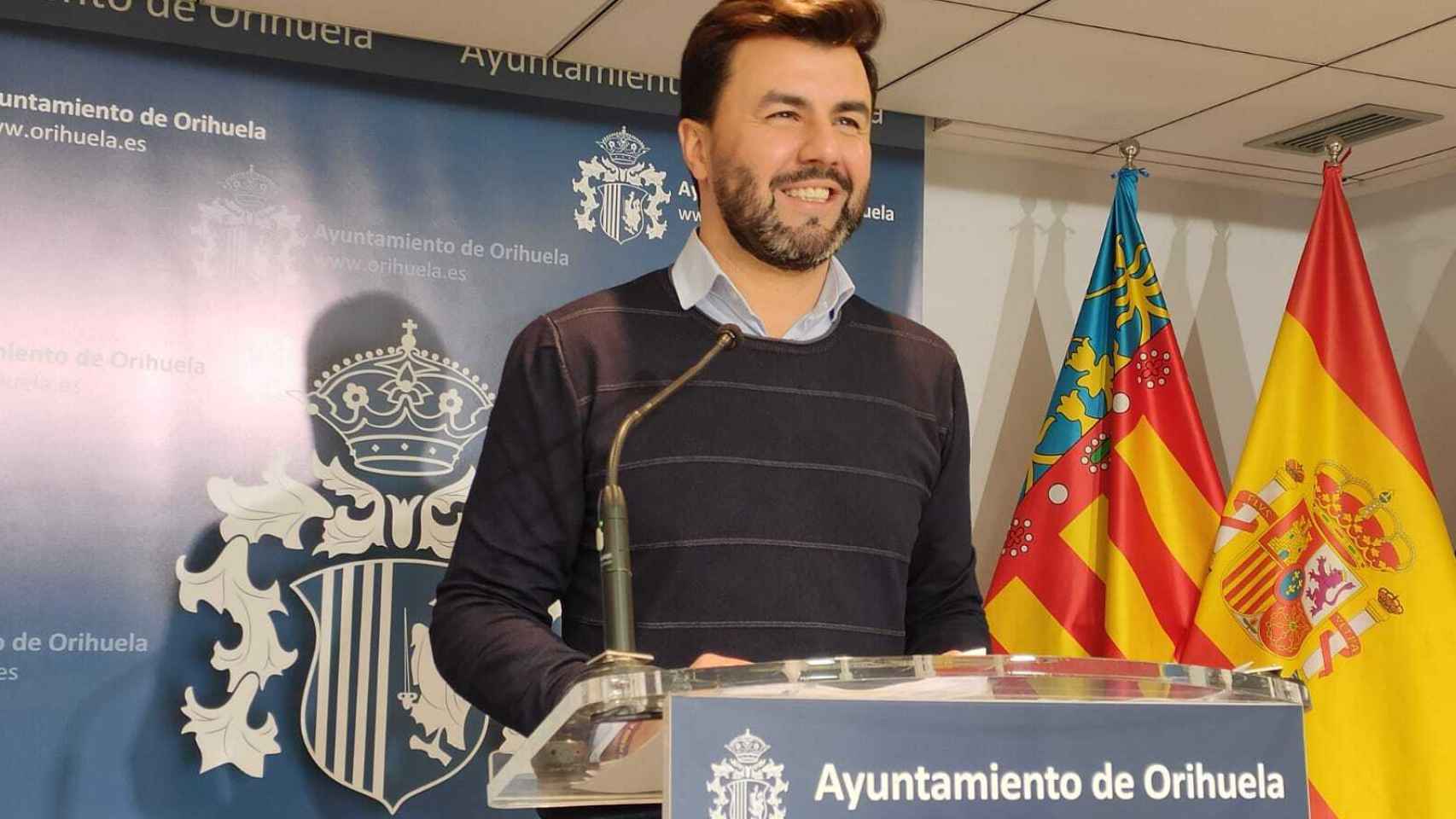 José Aix, de Cs, uno de los firmantes de la moción de censura contra el alcalde Emilio Bascuñana.