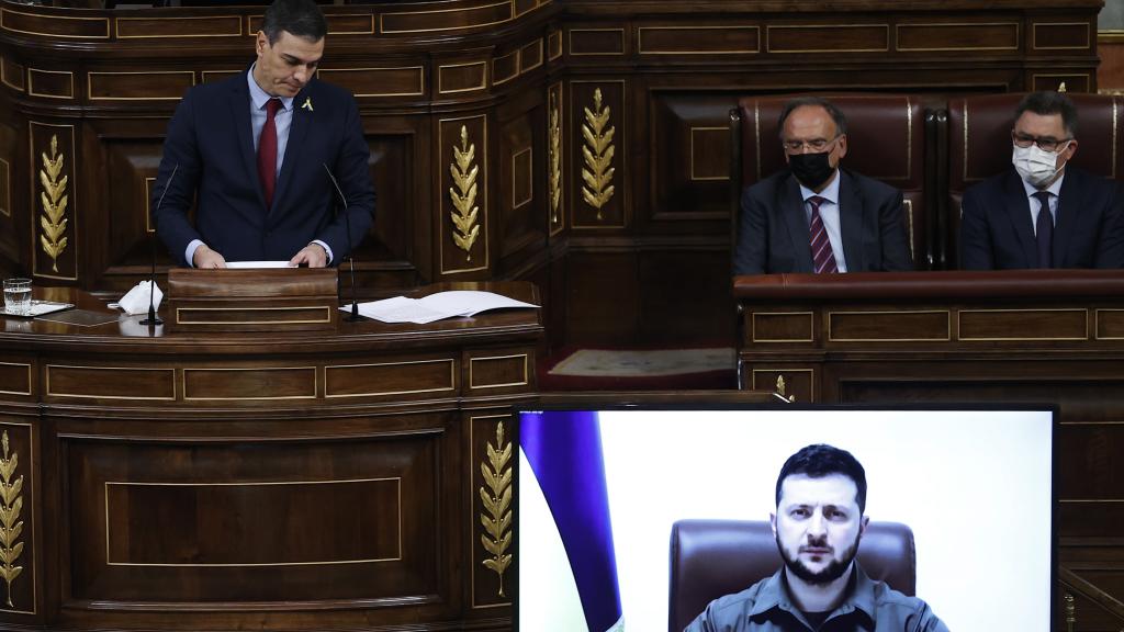 Pedro Sánchez y Volodímir Zelenski, presidente de Ucrania, en el Congreso de los Diputados-