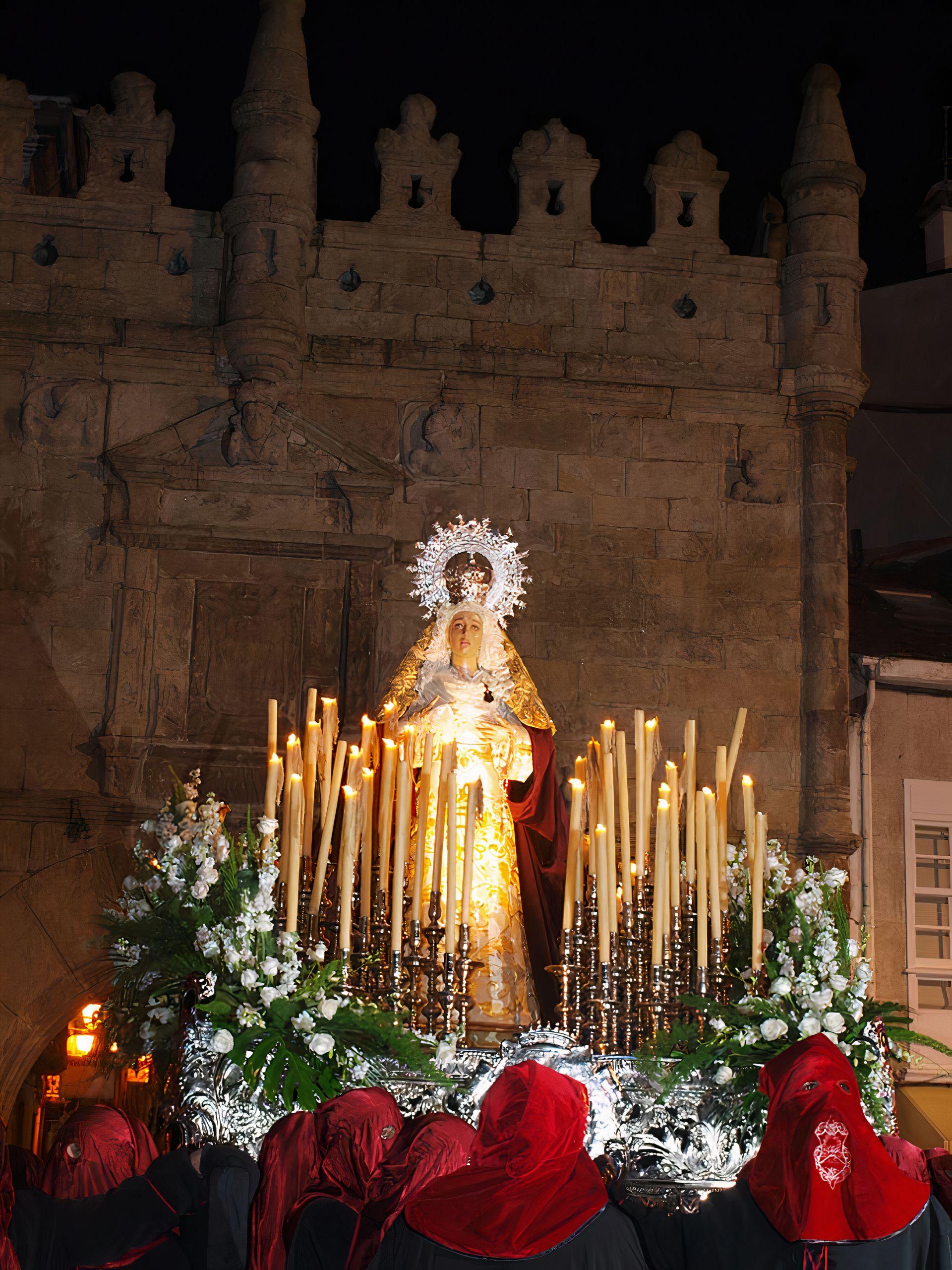 Semana Santa de Viveiro (Fuente: E. Pernas Rouco, vía Wikimedia)