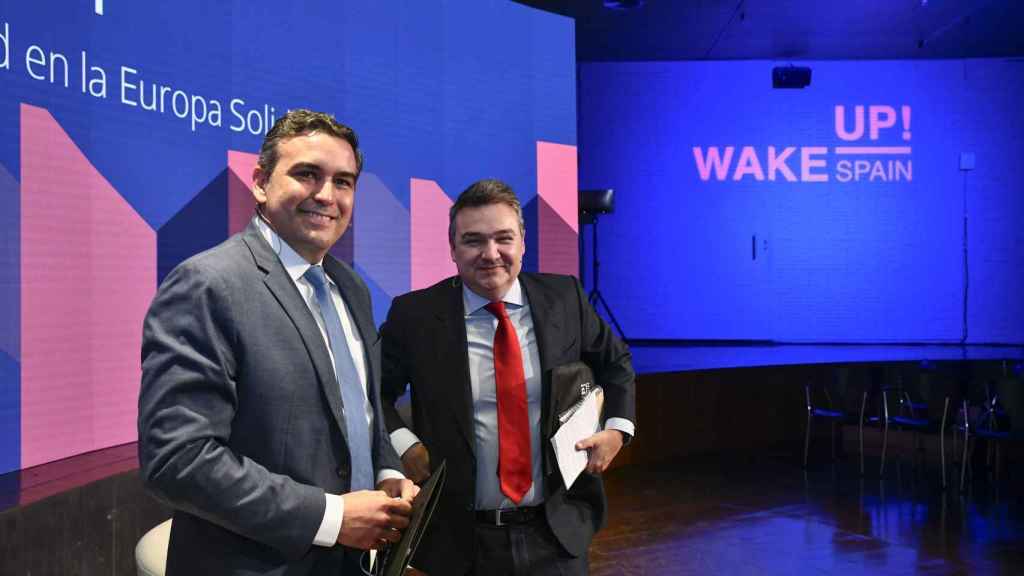 Ramiro Ortiz (izquierda), director general de Tetra Pak Iberia, y Germán Granda, director general de Forética, en la cuarta jornada del 'Wake Up, Spain!'.