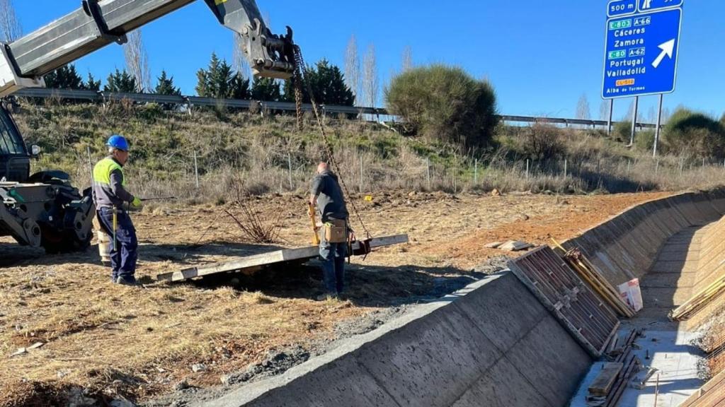 Obras en el Canal de Villagonzalo en Salamanca