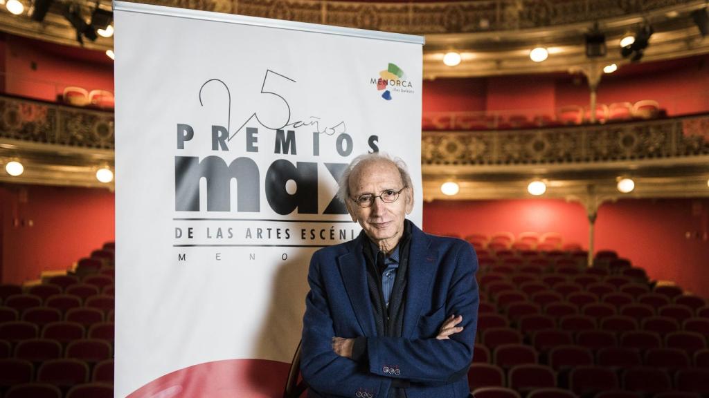 José Luis Alonso de Santos, Premio Max de Honor, desde el escenario del Teatro de la Comedia de Madrid. Foto: Luis Camacho / Fundación SGAE