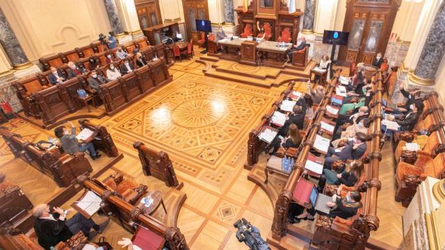 El pleno de A Coruña aprueba el cambio de nombre del CEIP Sanjurjo de Carricarte