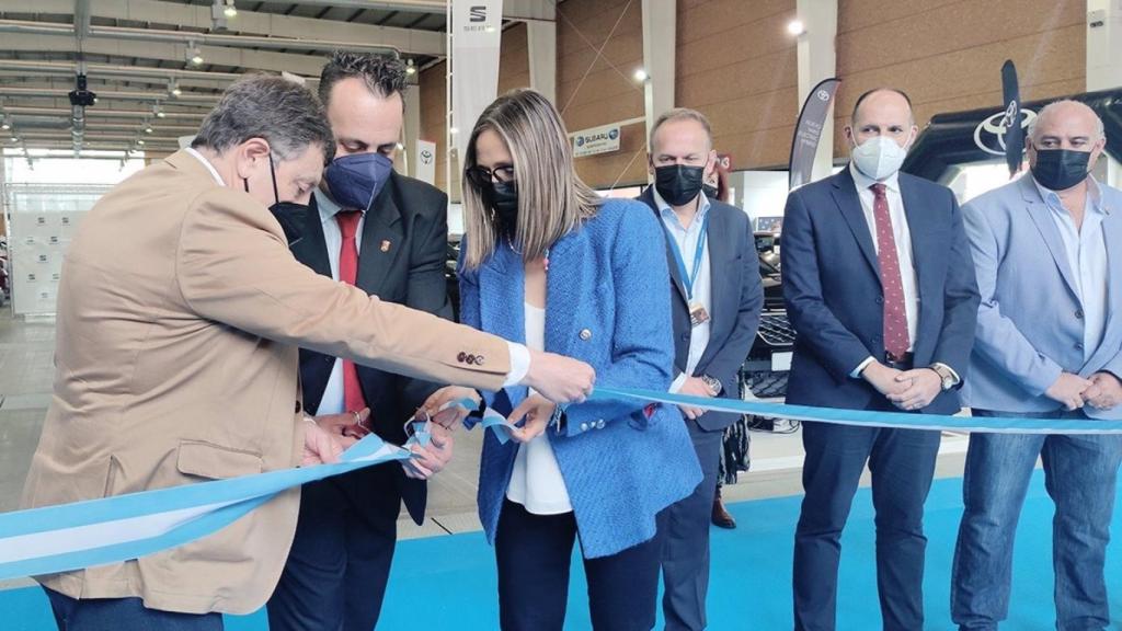 Inauguración de la XI edición del Salón del Automóvil de Talavera.