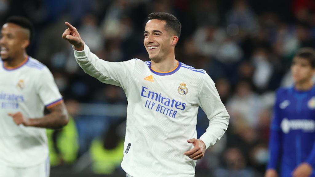 Lucas Vázquez celebra un gol ante el Getafe en el Santiago Bernabéu