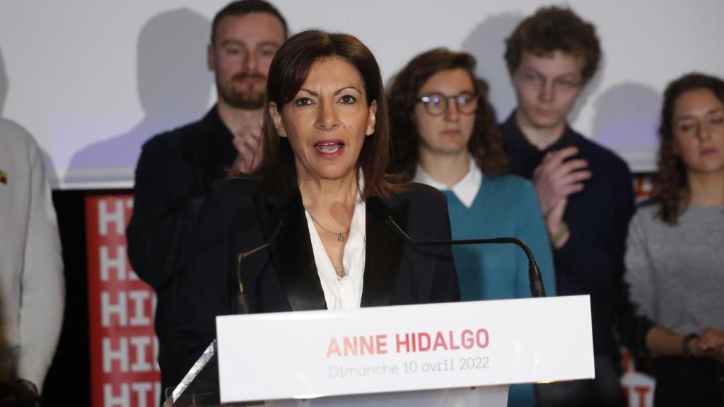 Anne Hidalgo durante un discurso tras conocerse los resultados.