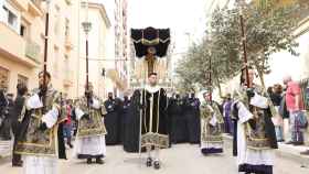 Crucifixión, primera hermandad en realizar su salida procesional este Lunes Santo.