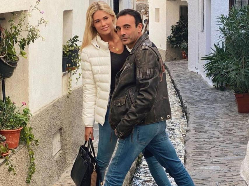 La pareja sentimental formada por Ana Soria y Enrique Ponce en una imagen de sus redes sociales.