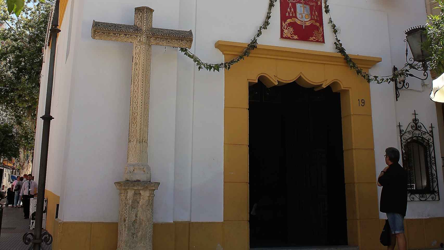 La cruz de piedra original de San Lorenzo.