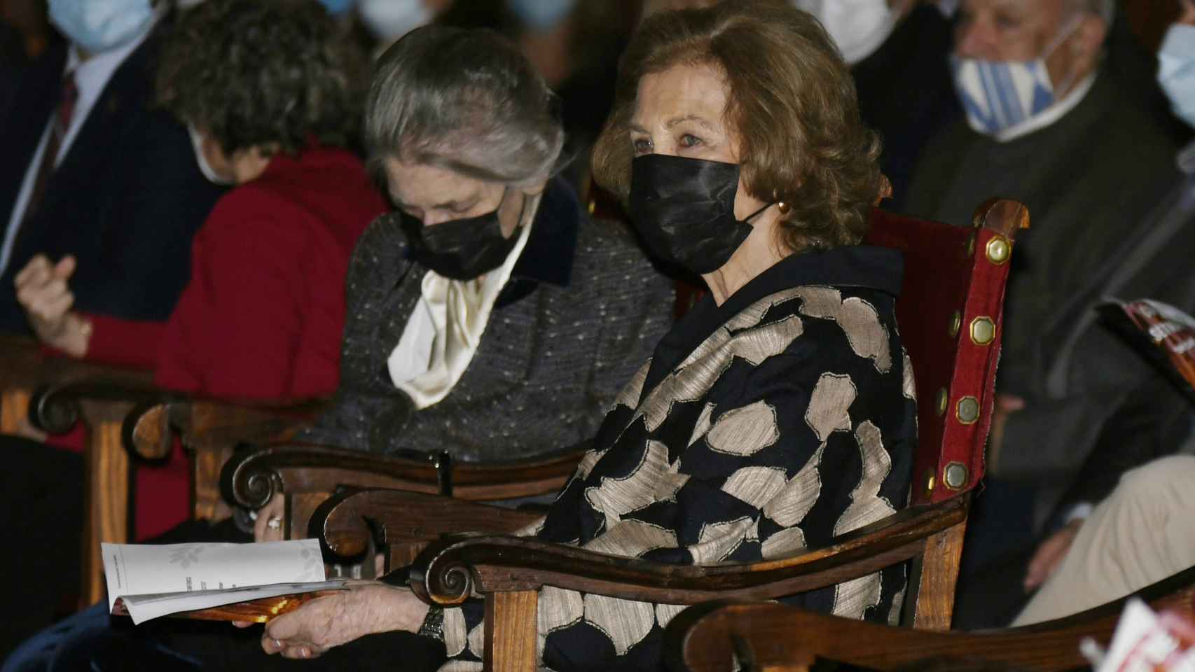 La reina Sofía asistió al acto junto a su hermana, Irene de Grecia.