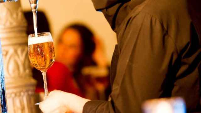 Bruselas sopesa subir los impuestos especiales a vino, cerveza y bebidas alcohólicas