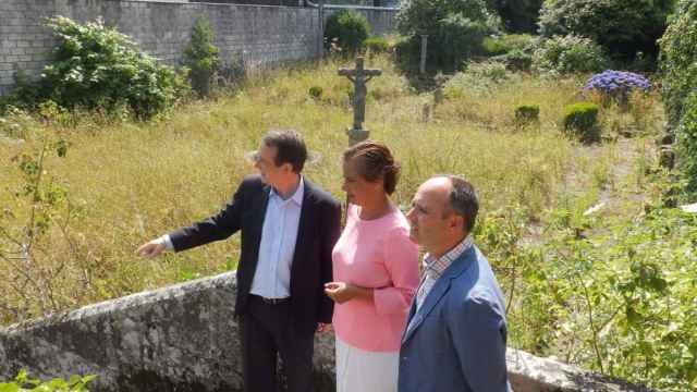 Imagen de archivo de Abel Caballero, Carmela Silva y David Regades en el Pazo da Raposeira.