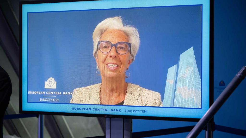 Christine Lagarde ha dado la rueda de prensa de este jueves desde su casa por estar enferma de Covid