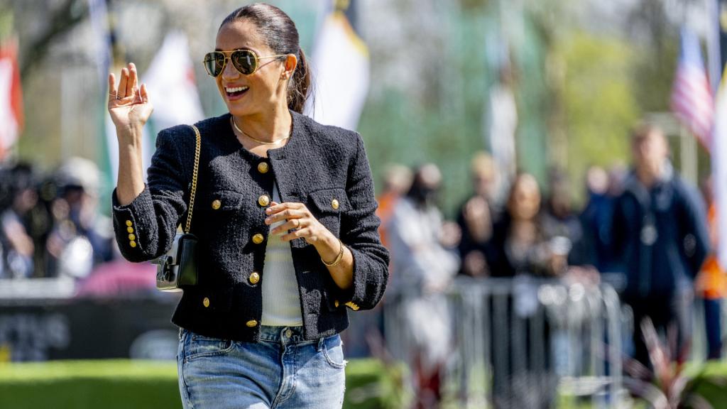 Meghan se ha mostrado muy sonriente y cercana con los espectadores de los 'Invictus Games'.