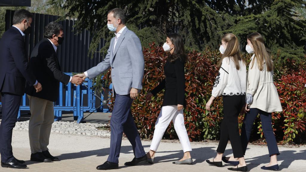 La Familia Real ha visitado un centro de acogida a refugiados ucranianos.