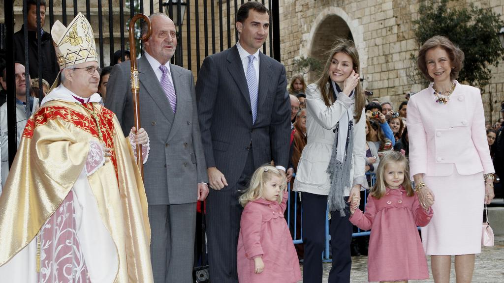 La Familia Real en la misa de Pascua en Palma, 2010.