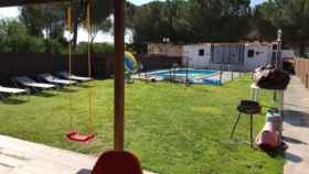 Una de las casas con piscina en venta en Valladolid