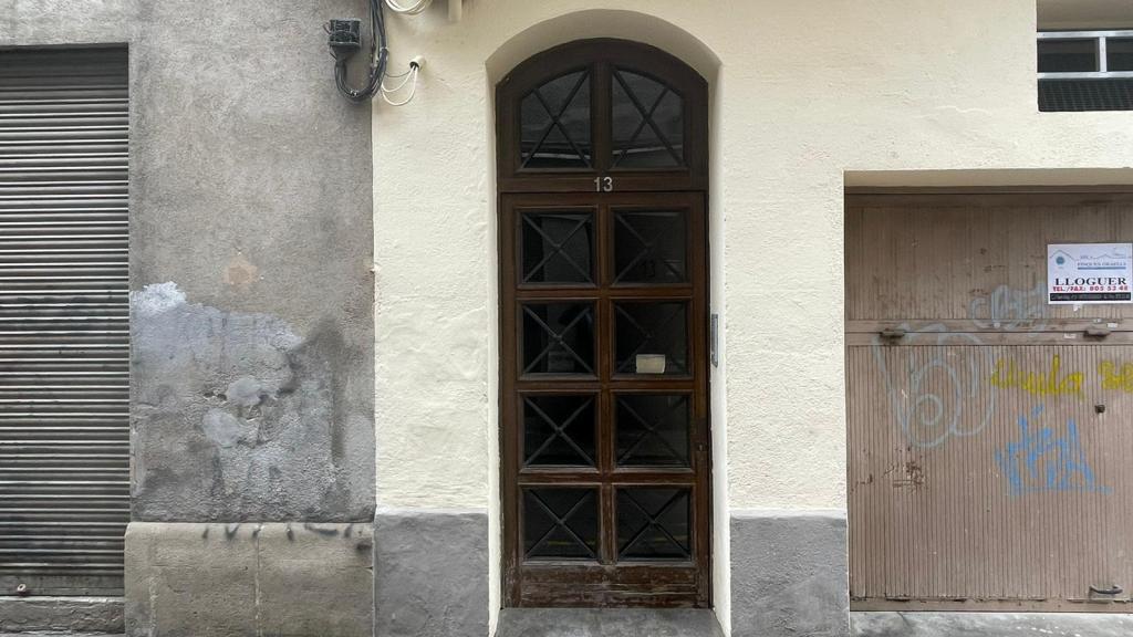 Puerta de entrada a la vivienda.