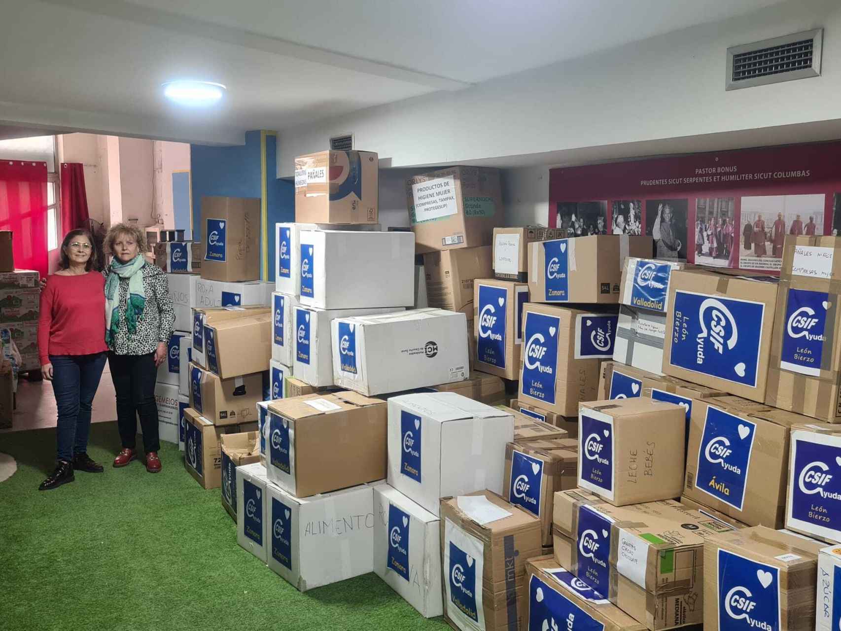 CSIF CyL entrega más de una tonelada de alimentos para los refugiados ucranianos en España