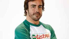 Fernando Alonso con los colores de Castrol