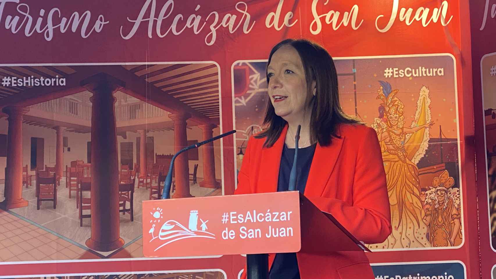 Rosa Melchor en la presentación de la XIV Feria de los Sabores. Foto: Ayuntamiento de Alcázar.