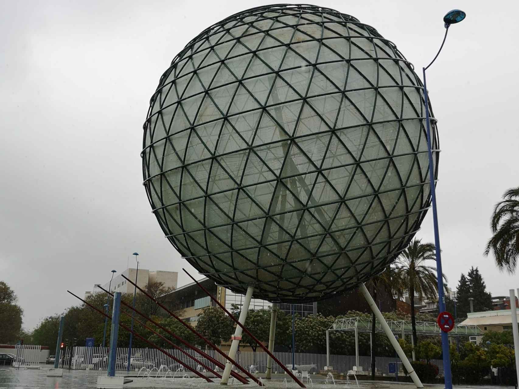 La bola climática de la Expo del 92
