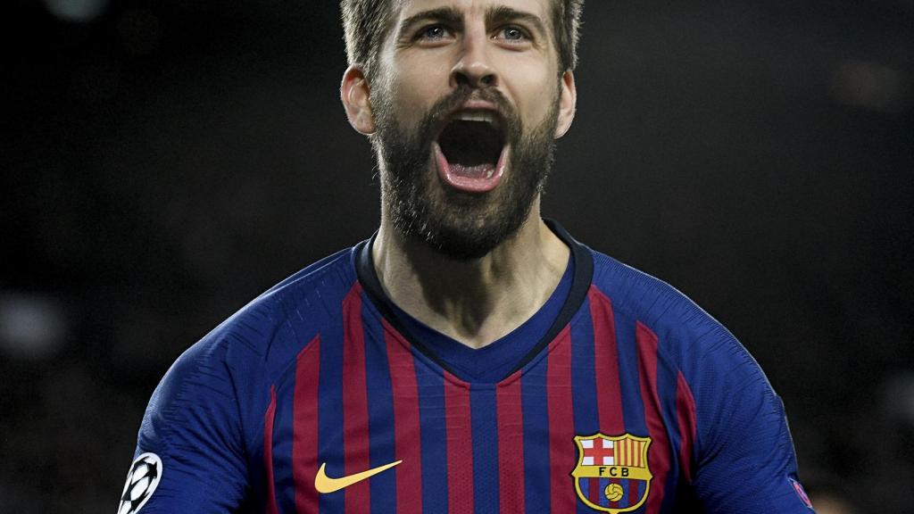 Piqué celebra su gol con el Barcelona en el partido en el Camp Nou contra el Olympique de Lyon de la Champions, el 13 de marzo de 2019.