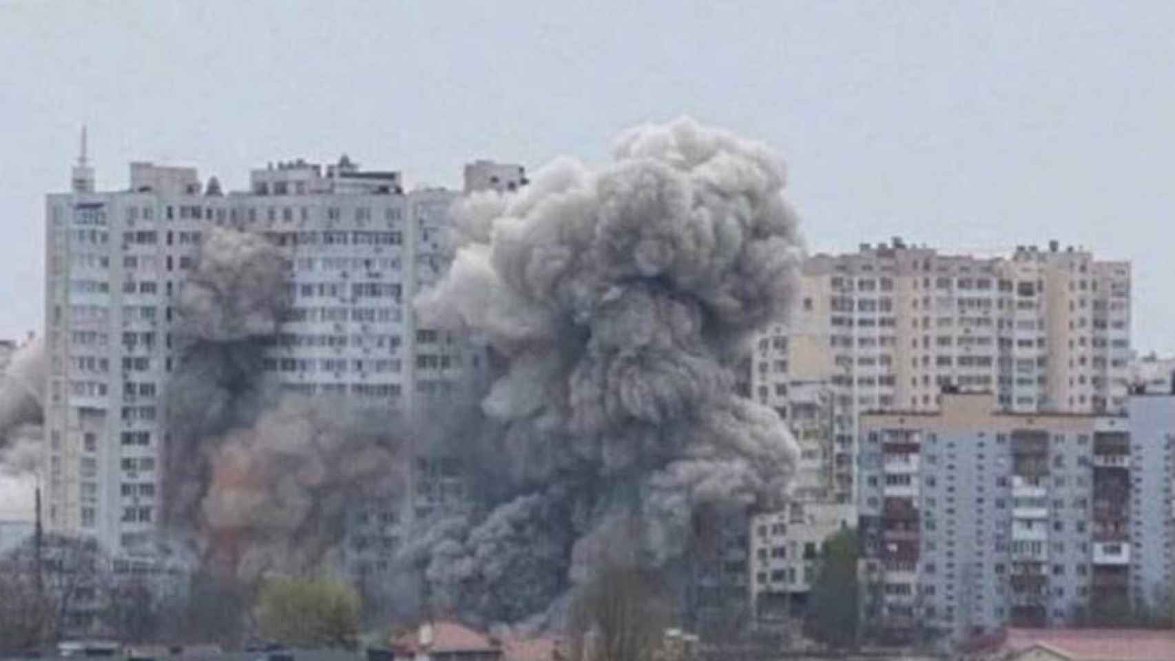Cuatro misiles rusos impactaron contra Odesa este sábado.