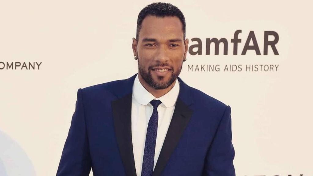 John Carew durante un acto de cine