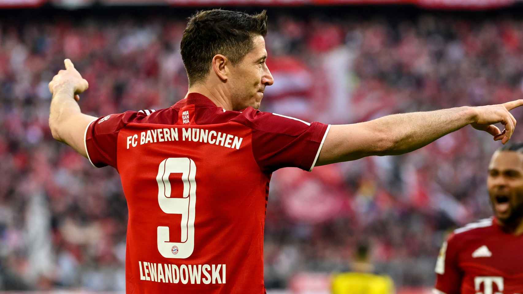 Robert Lewandowski, celebrando un gol con el Bayern Múnich en la Bundesliga 2021/2022