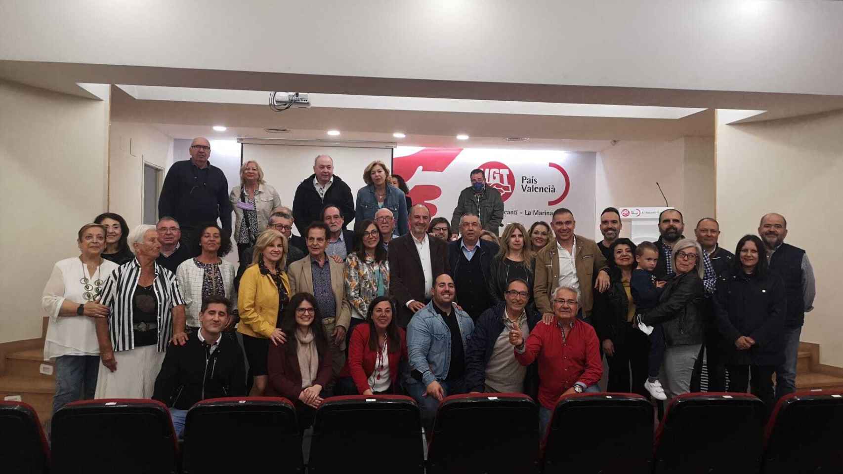 Las caras de la nueva ejecutiva del PSOE de Alicante, que cuenta con la integración del sector de Alejandro Soler.