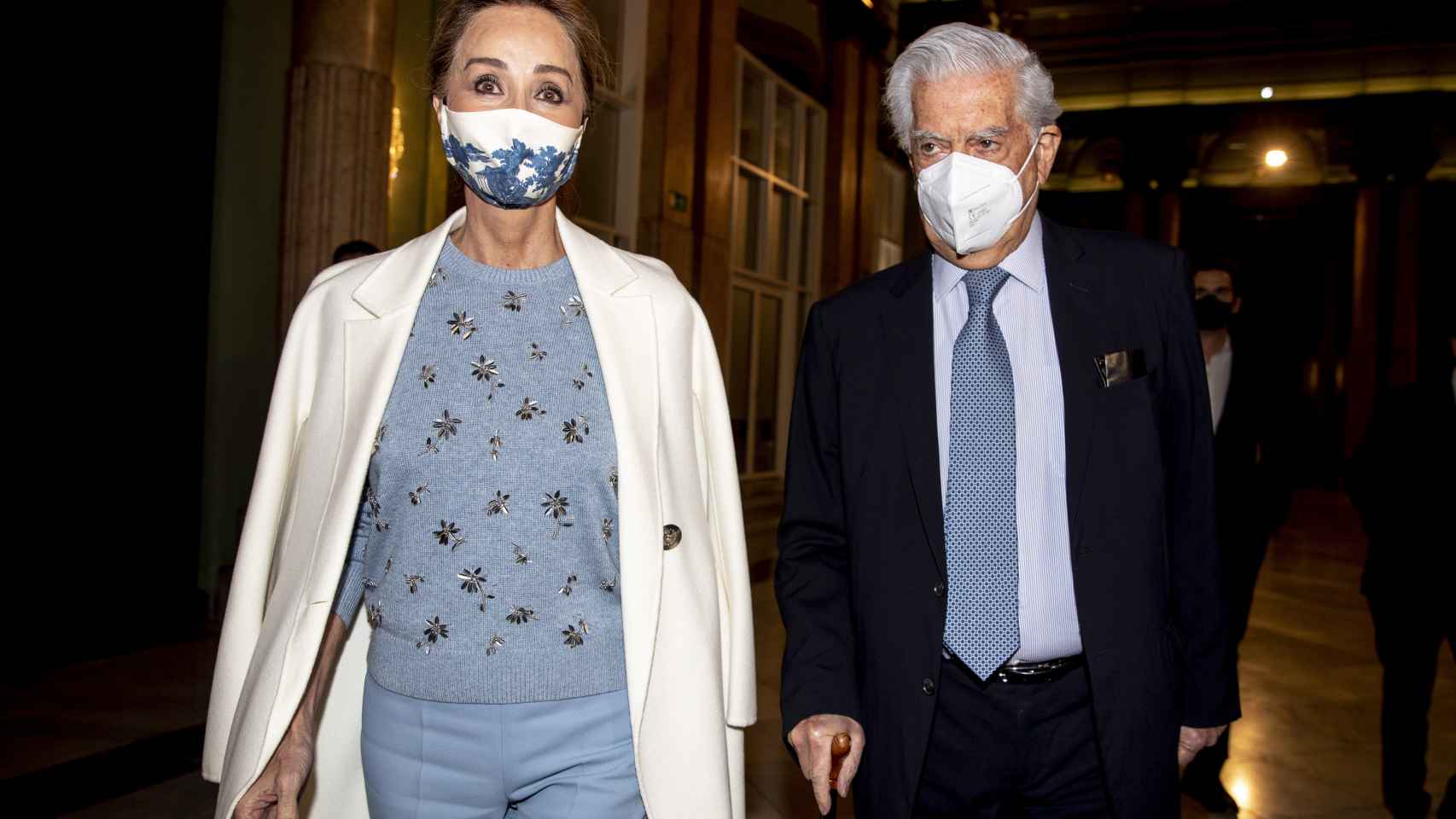 Isabel Preysler y Mario Vargas Llosa en la celebración de unos premios en Madrid en noviembre de 2020.