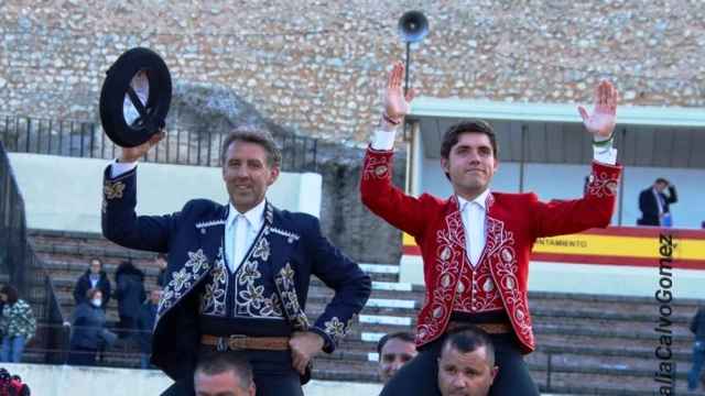 Los Hermoso de Mendoza triunfan en la corrida de rejones de Olmedo
