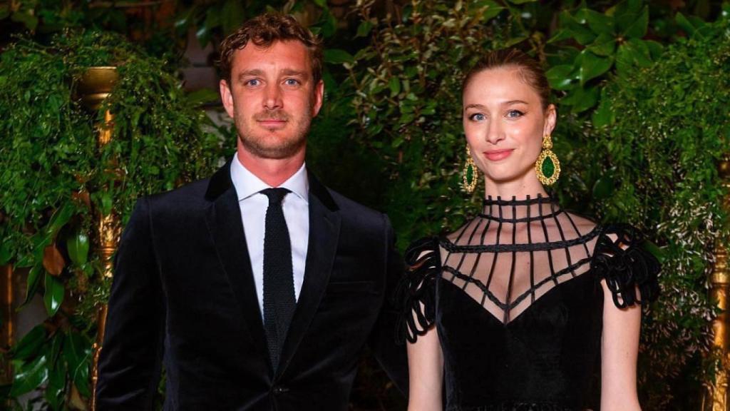 Beatrice Borromeo junto a Pierre Casiraghi en una cena de Dior en Venecia.