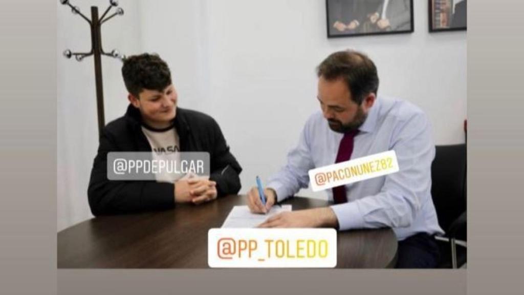 Paco Núñez firma el aval de Madelin Patrascu.