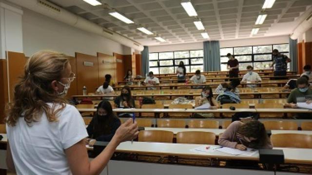 Clase en la Universidad de Alicante, en imagen de archivo.