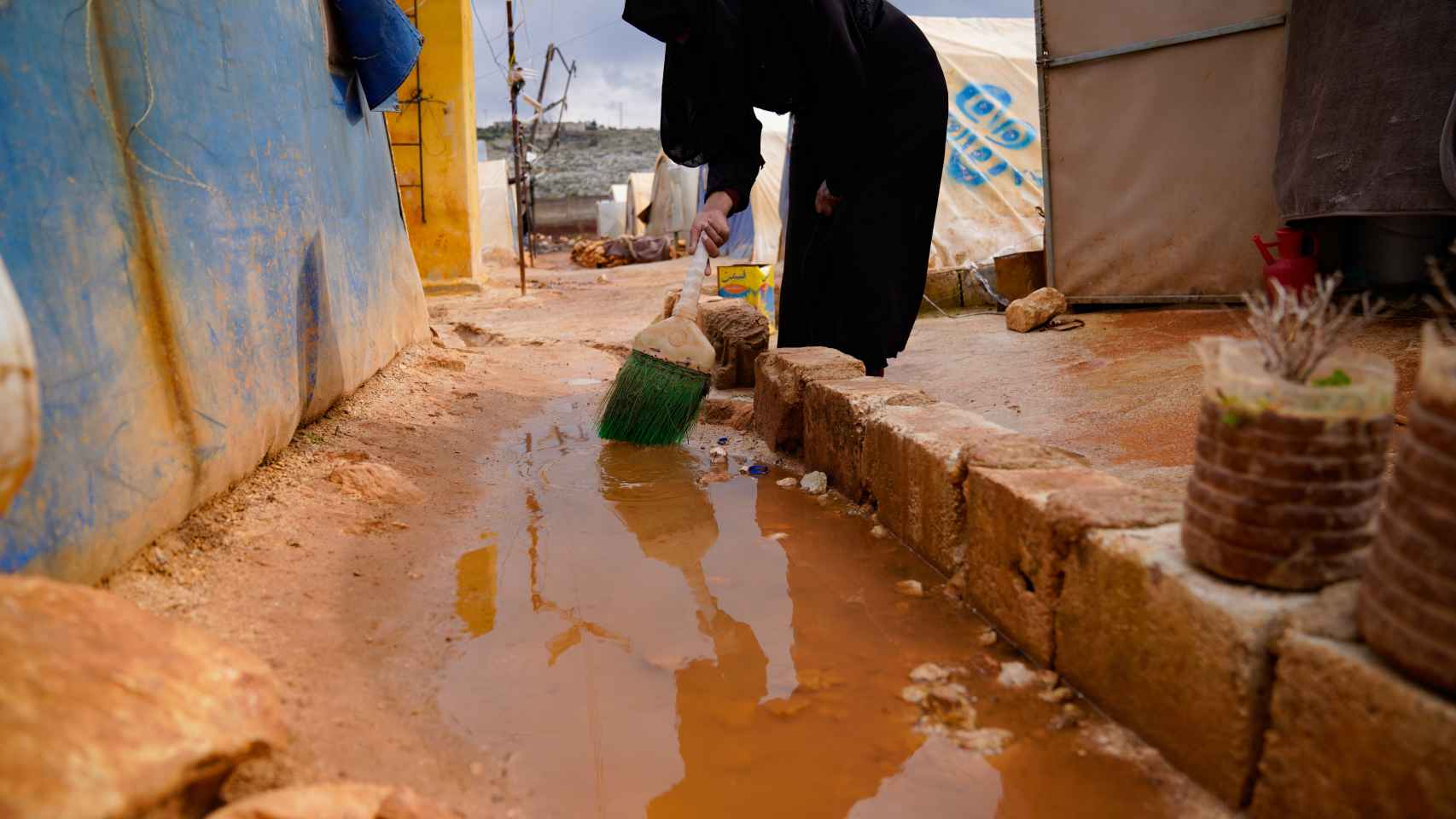 Una mujer siria en uno de los campos de viudas.