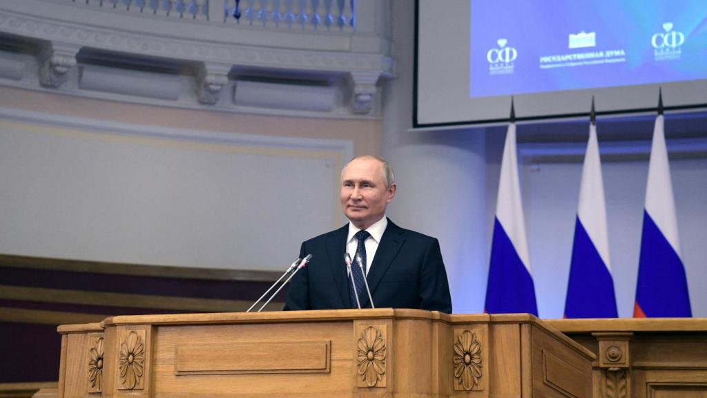Vladimir Putin este pasado miércoles durante una intervención ante el Consejo de Parlamentarios en San Petersburgo.