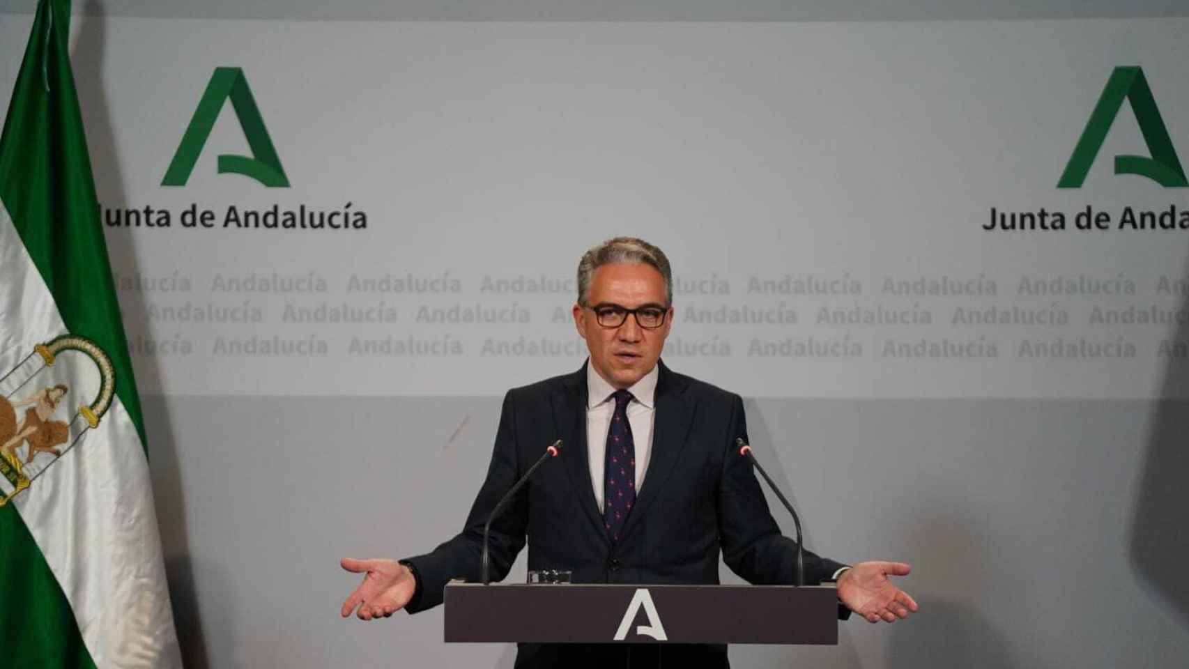 El consejero de Presidencia de la Junta de Andalucía, Elías Bendodo, tras el Consejo de Gobierno.