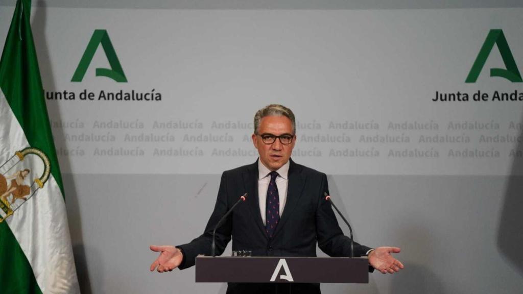 El consejero de Presidencia de la Junta de Andalucía, Elías Bendodo, tras el Consejo de Gobierno.