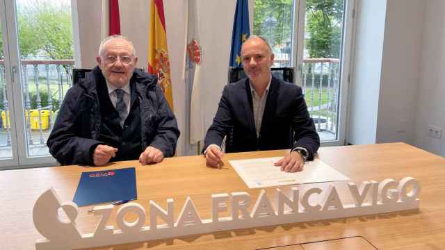 Delegado del Estado, David Regades, y presidente del Círculo de Empresarios de Galicia, Manuel Rodríguez.