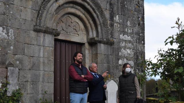 El presidente de la Diputación de Lugo, José Tomé, en la presentación de las rutas sobre patrimonio románico de la provincia.