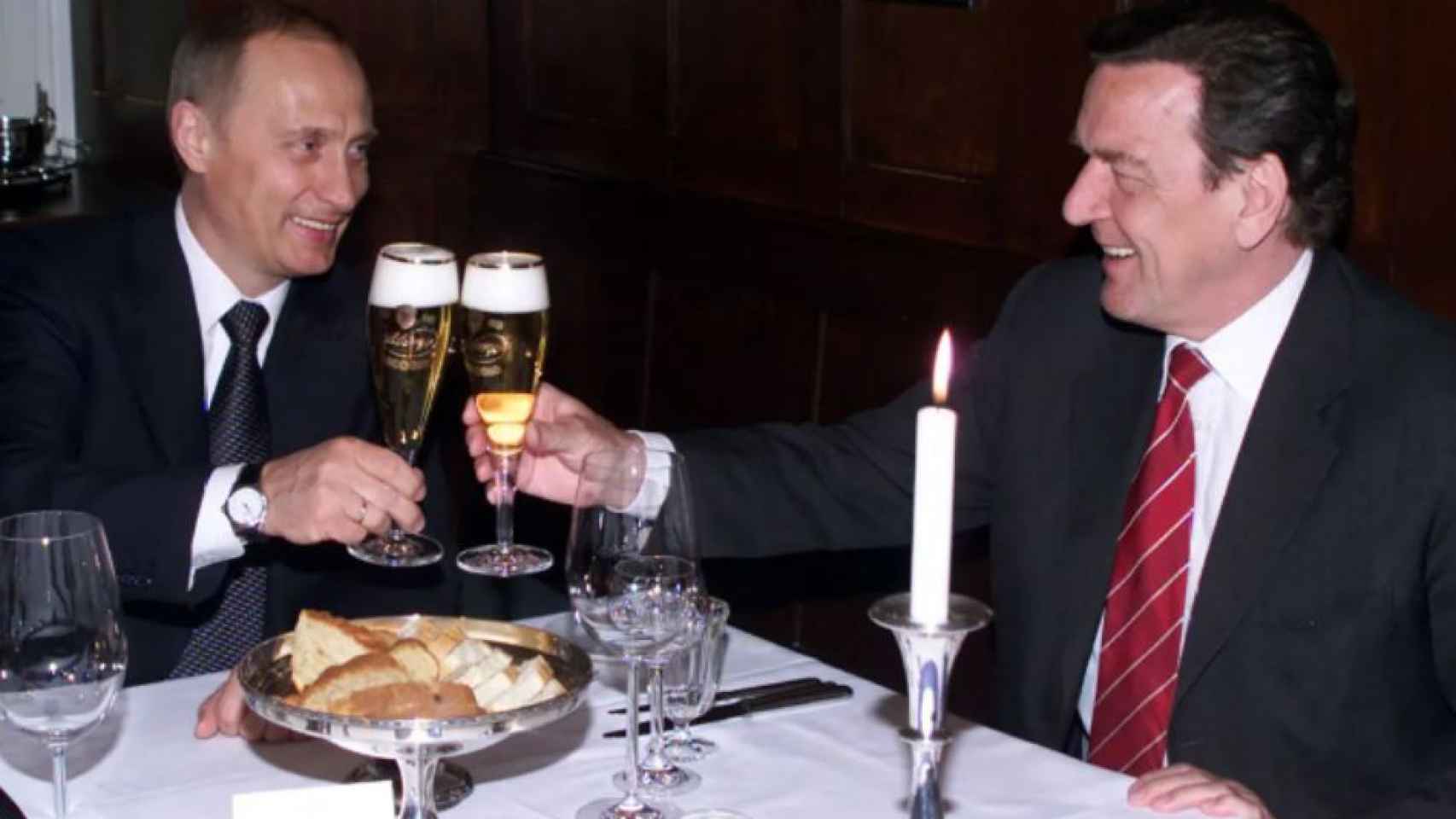 Putin y Schröder, en una comida en el Kremlin.