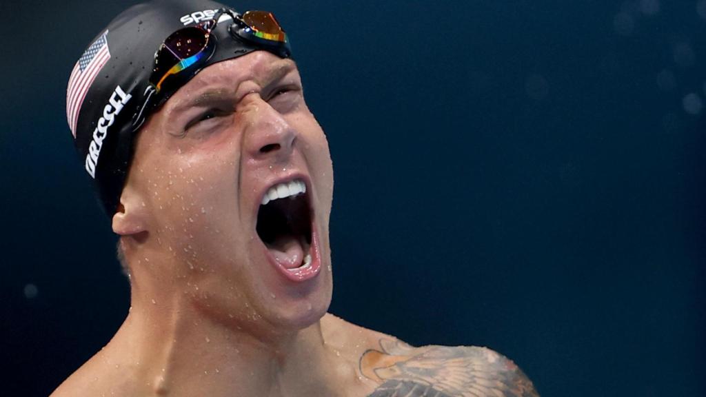 Caeleb Dressel celebrando una victoria en los JJOO de Tokio 2020