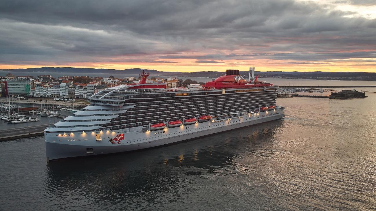 Imagen escala Valiant Lady del 23 de marzo de 2022 en el puerto de A Coruña